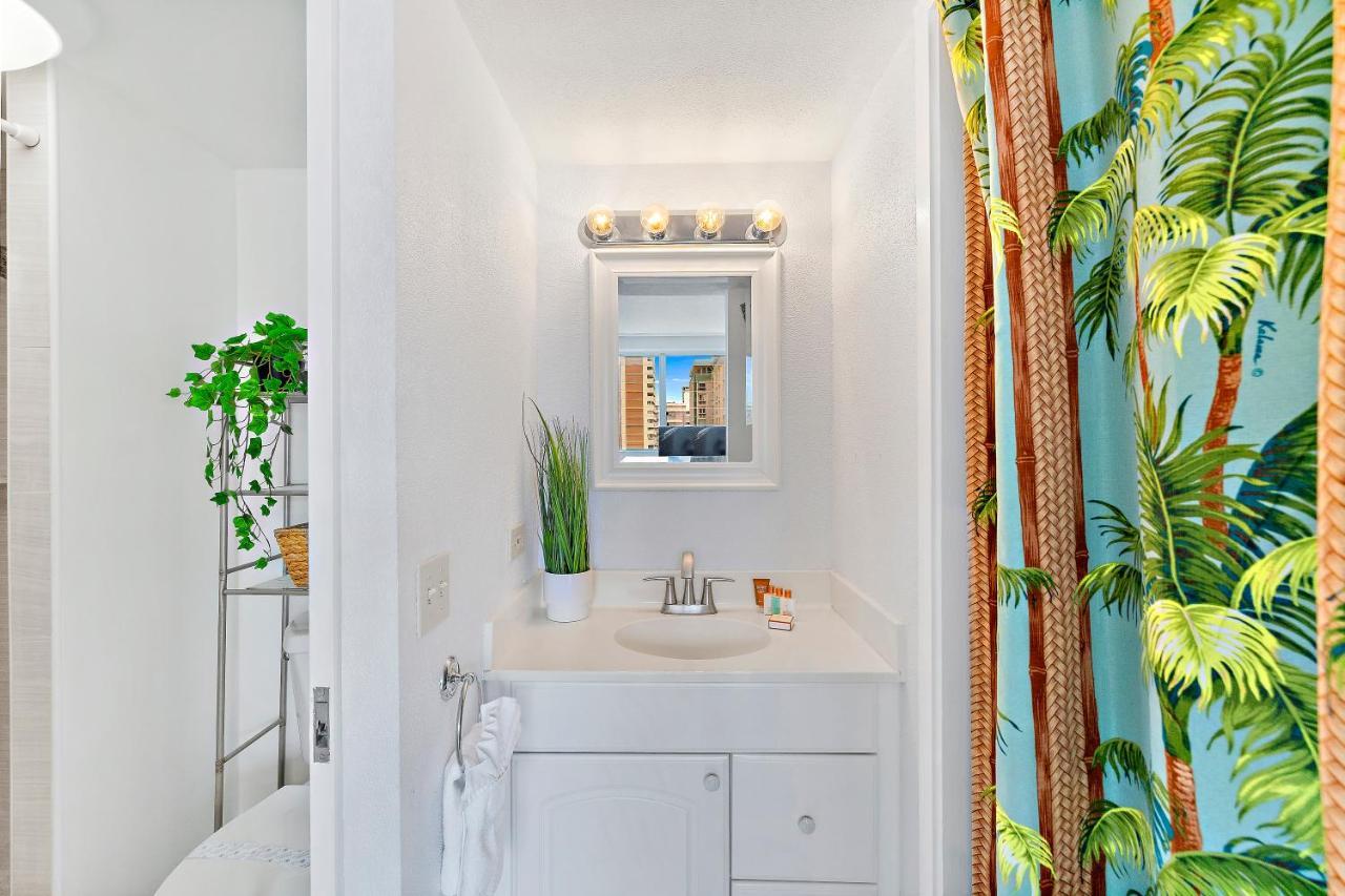 Beautiful Studio In The Heart Of Vibrant Waikiki Honolulu Eksteriør bilde